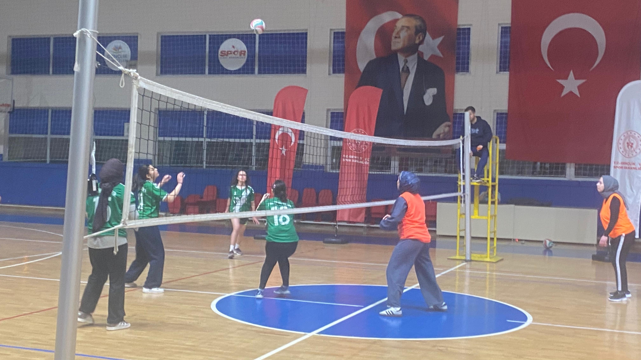 Evinin Sultanları Filede Buluştu