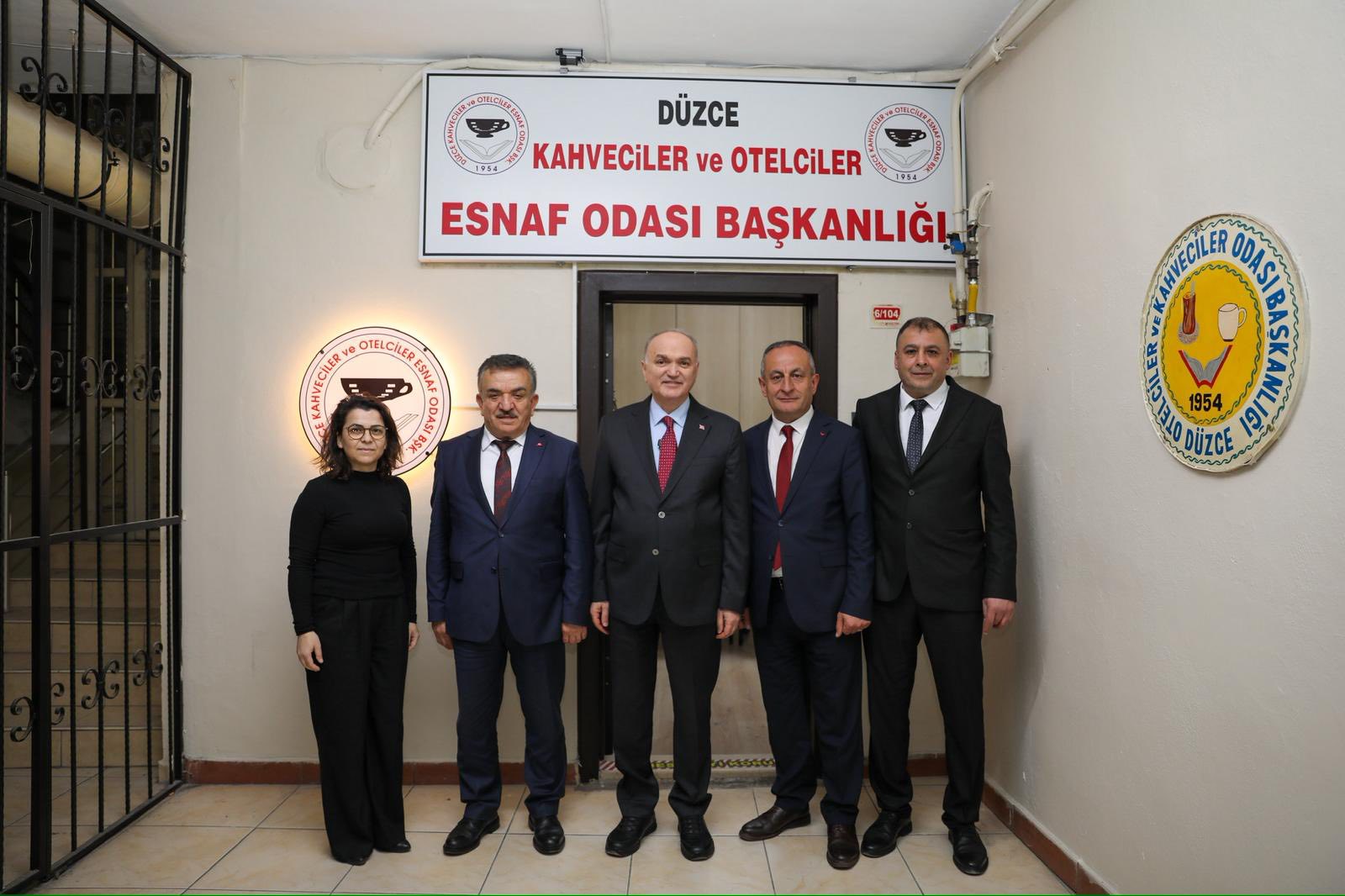 BAŞKAN ÖZLÜ’DEN ESNAF ODALARINA TEBRİK ZİYARETİ: