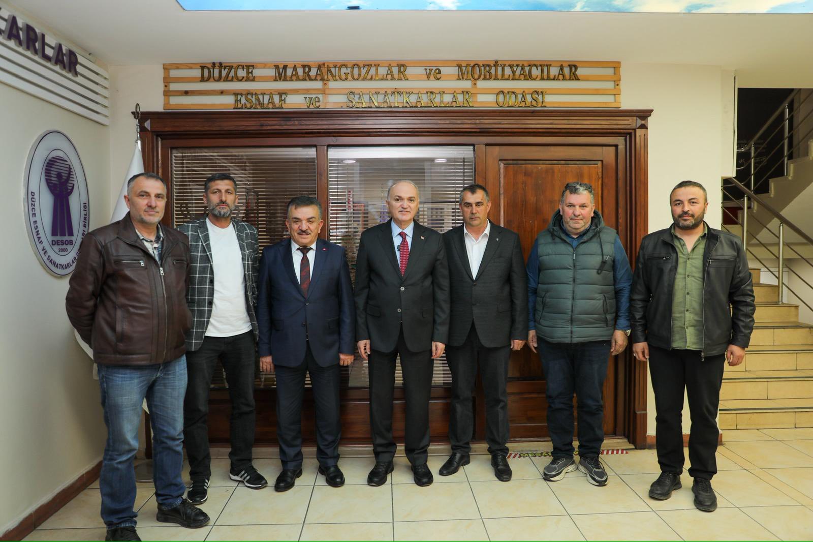 BAŞKAN ÖZLÜ’DEN ESNAF ODALARINA TEBRİK ZİYARETİ: