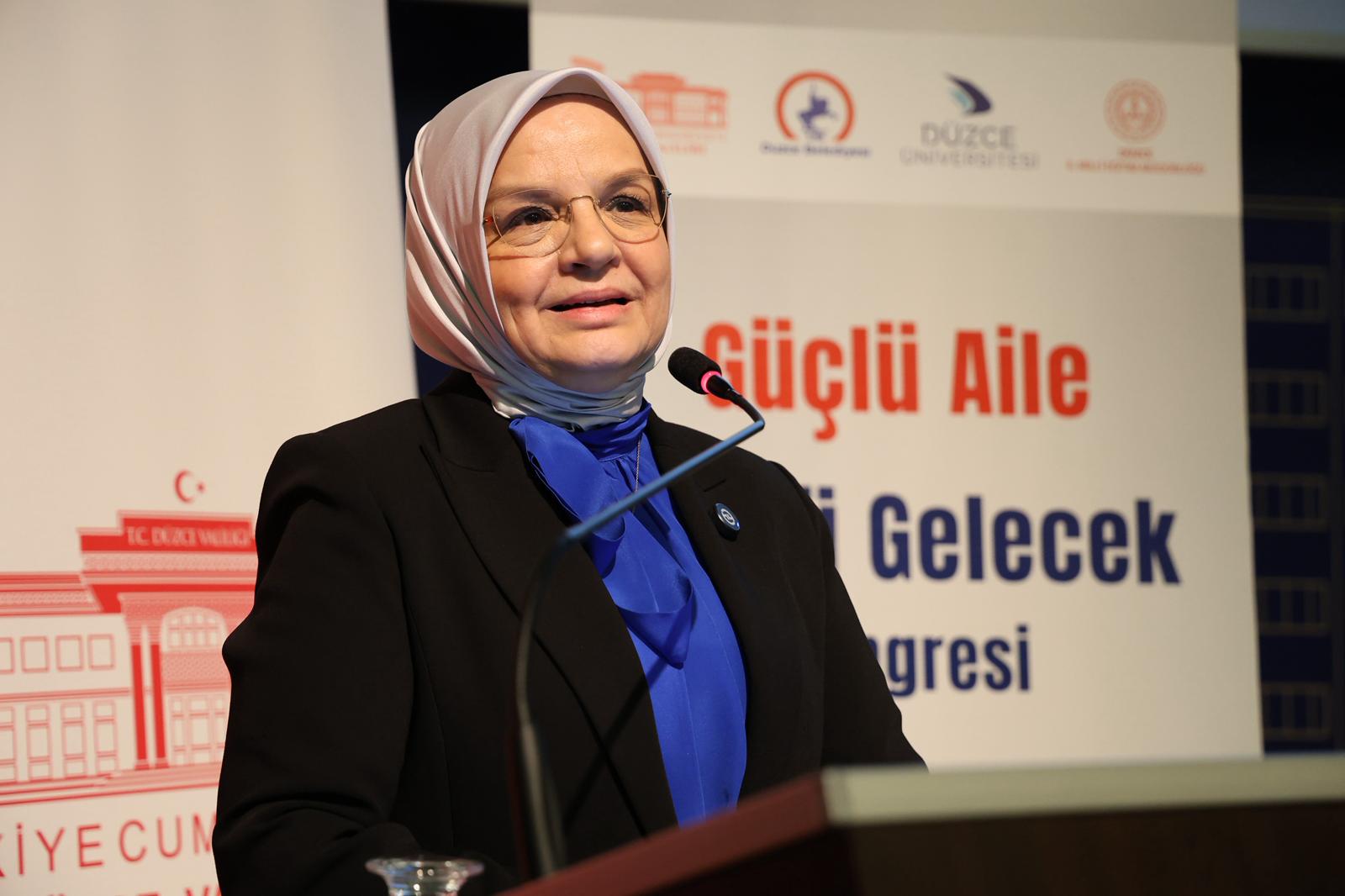 Düzce Üniversitesi'nde “Güçlü Aile” Kongresi  