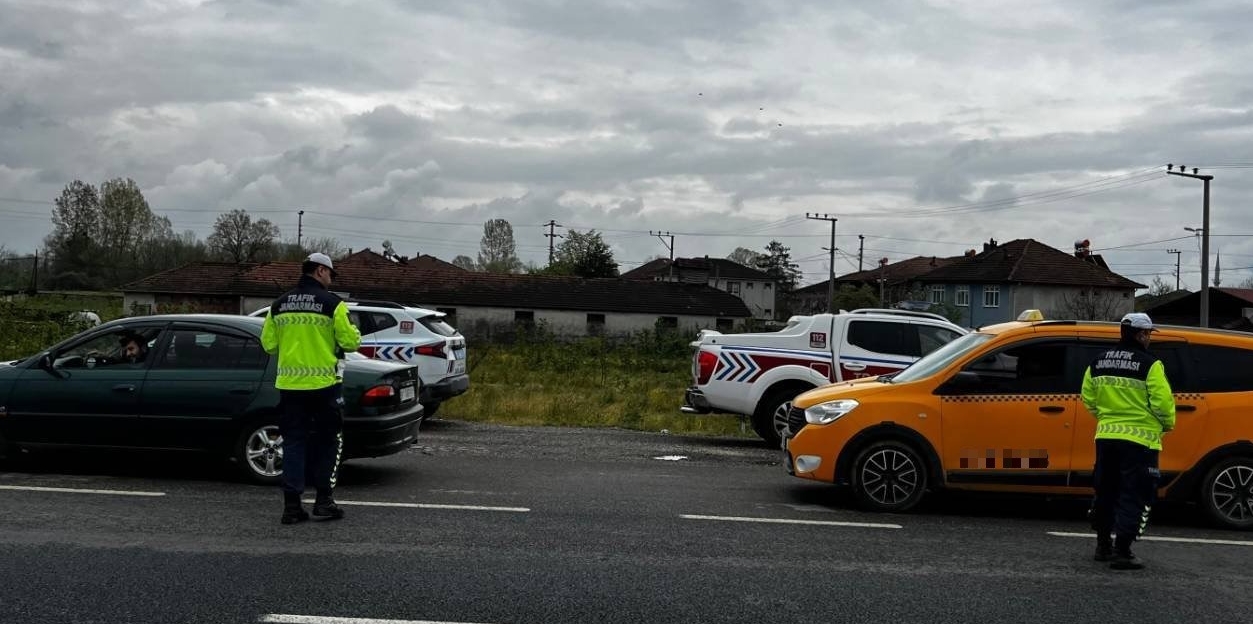 Düzce Jandarmasından 'Huzur' Operasyonları: