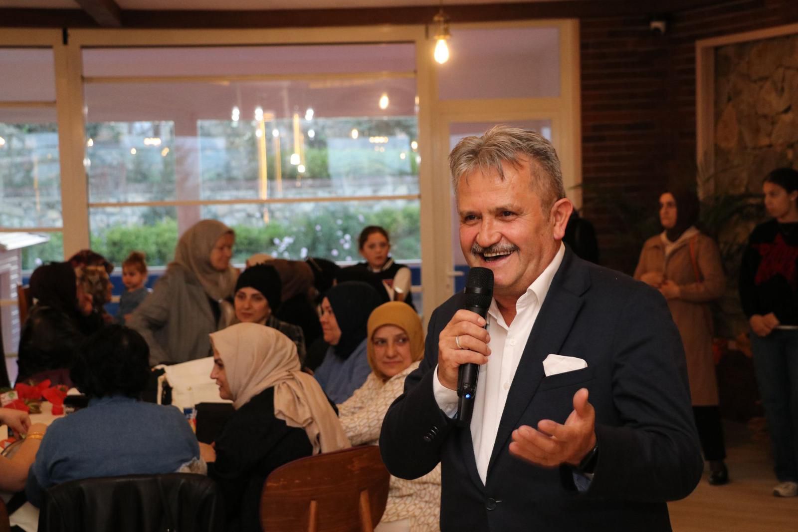 HİLALTEPE’DE ANNELER GÜNÜ COŞKUSU:
