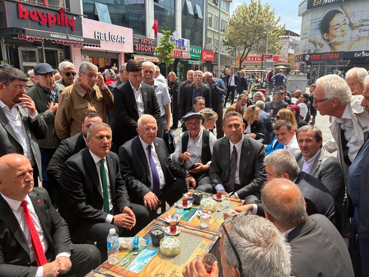 Yİ Parti’den erken seçim, ekonomi ve göç politikası açıklaması