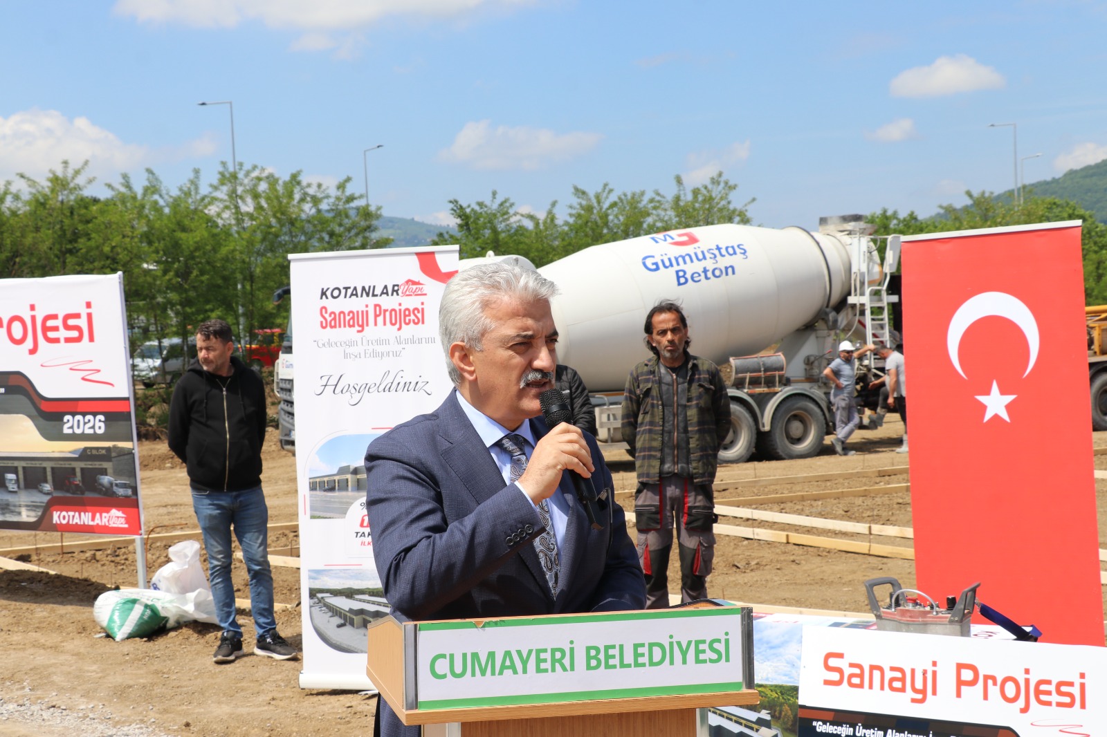 CUMAYERİ’NDE GALERİCİLER VE KARMA SANAYİ SİTESİ DUALARLA AÇILDI