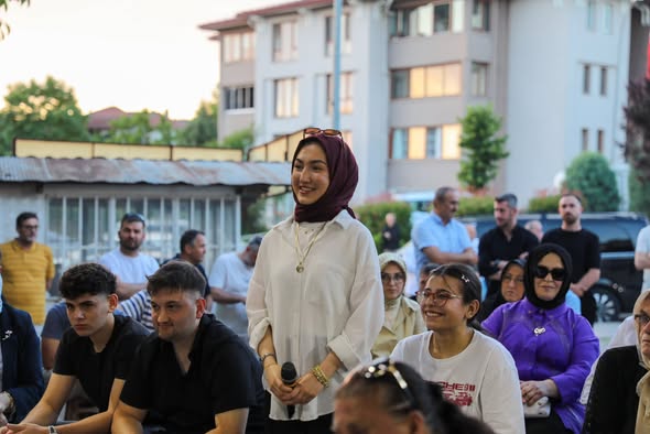 Başkan Dr. Faruk Özlü Nalbantoğlu Mahallesi’nde Vatandaşlarla Buluştu Başkan Dr. Faruk Özlü Nalbantoğlu Mahallesi’nde Vatandaşlarla Buluştu