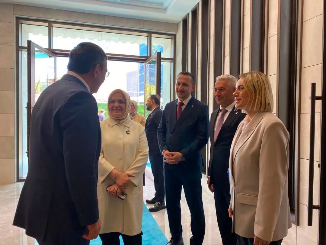 Alev Ünal Akçakoca'nın Sorunları'nı Erdoğan'a Anlattı! Alev Ünal Akçakoca'nın Sorunları'nı Erdoğan'a Anlattı!