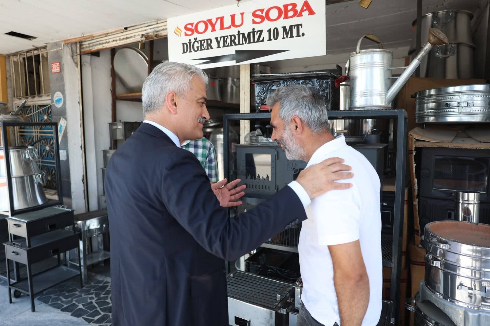VALİ MEHMET MAKAS’TAN ESNAFA ANLAMLI ZİYARET: SOKAK SOKAK DİNLEDİ!