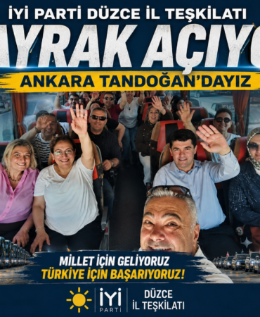 Yüz Binler Meydanlara Akın Etti: Dev Mitingde Bayrak Denizi!
