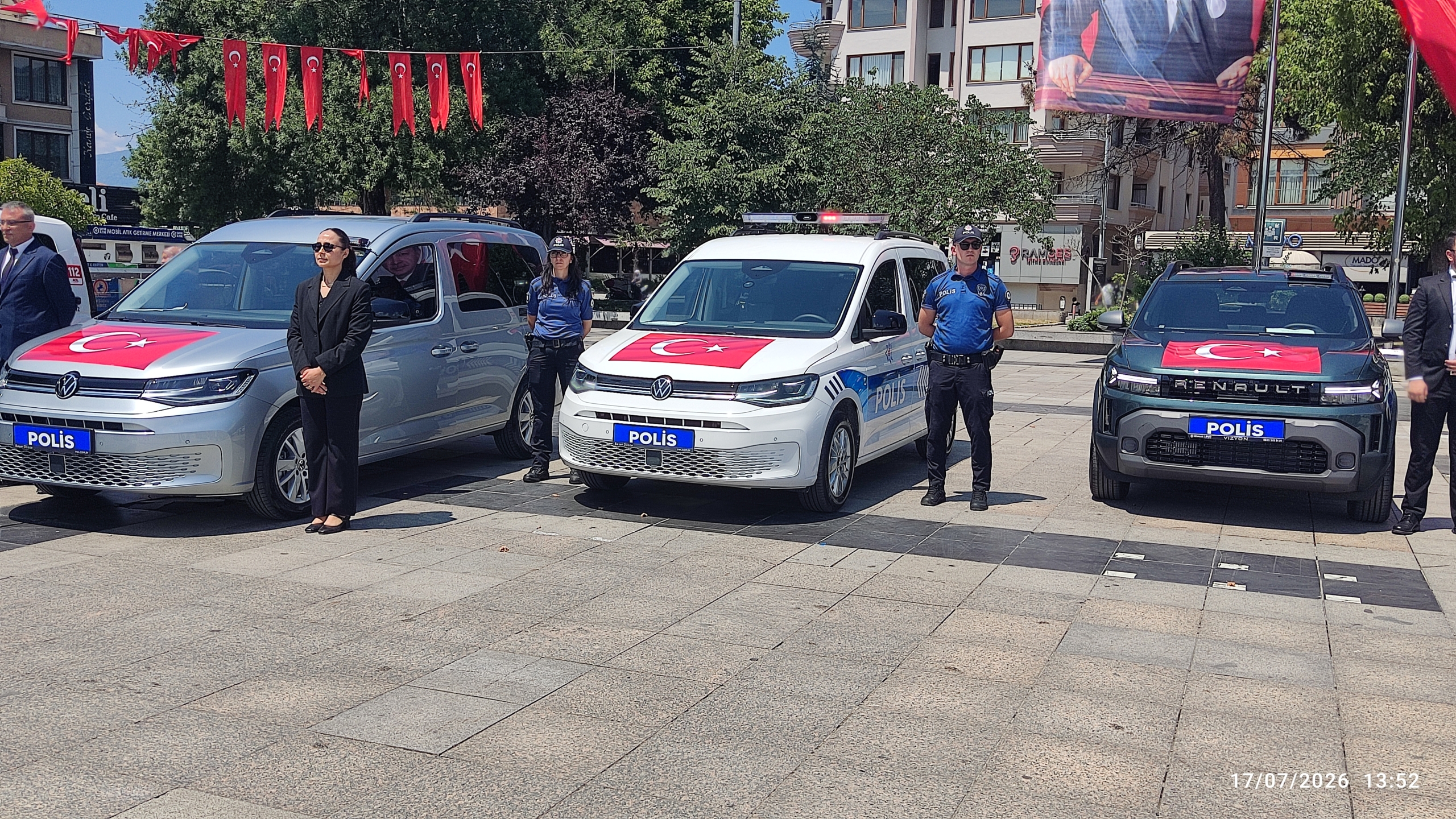 Emniyet Filosu 24 Yeni Araç Katıldı! Emniyet Filosu 24 Yeni Araç Tahsiz!