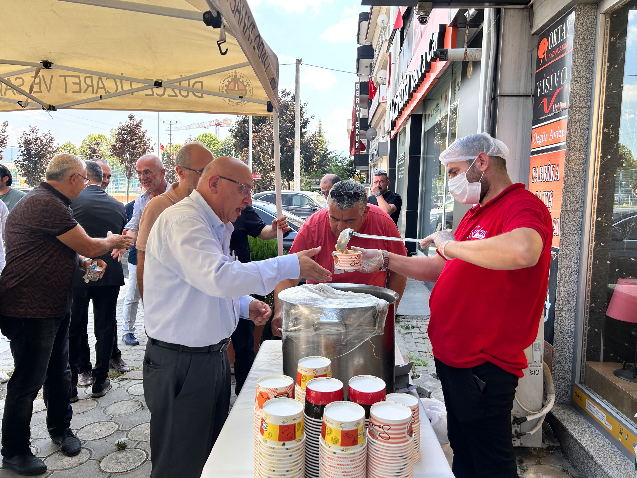 Başkan Bilgin'den Aşure Programında Birlik ve Beraberlik Mesajı Başkan Bilgin'den Aşure Programında Birlik ve Beraberlik Mesajı