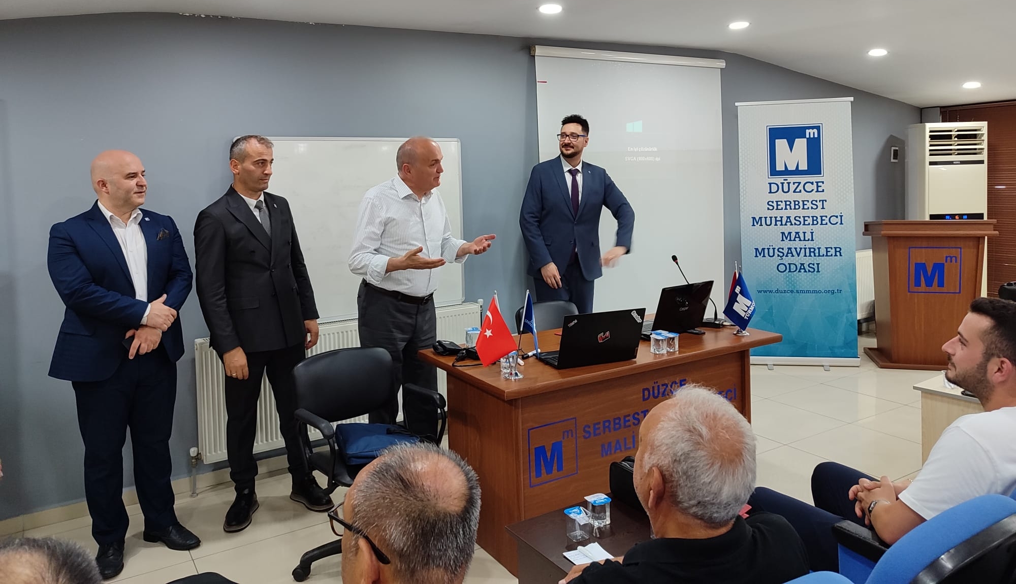 Başkan Bilgin'den Aşure Programında Birlik ve Beraberlik Mesajı Başkan Bilgin'den Aşure Programında Birlik ve Beraberlik Mesajı