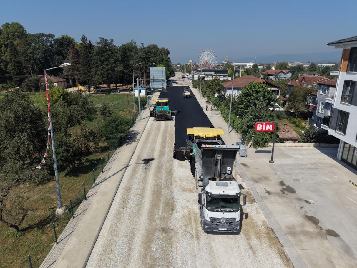 Düzce Belediyesi Kent Genelinde Çalışmaları Hızlandırdı