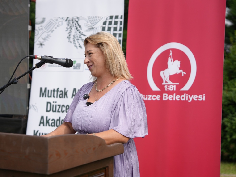 Düzce Belediyesi'nden Kadın İstihdamına Dev Destek: Düzce Belediyesi'nden Kadın İstihdamına Dev Destek: