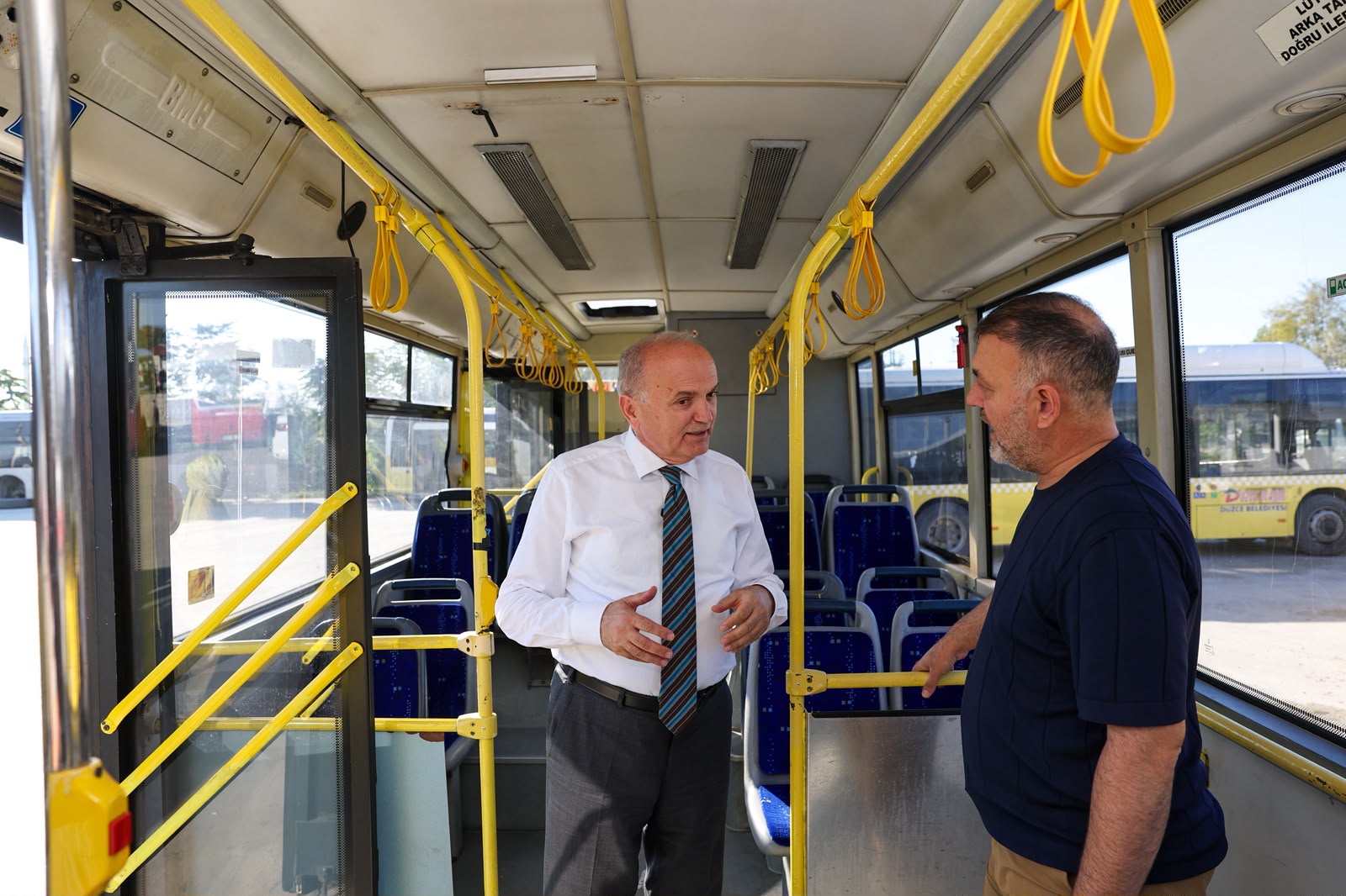 DÜZCE ULAŞIM FLOSUNA 9 ADET OTOBÜS DÜZCE ULAŞIM FLOSUNA 9 ADET OTOBÜS