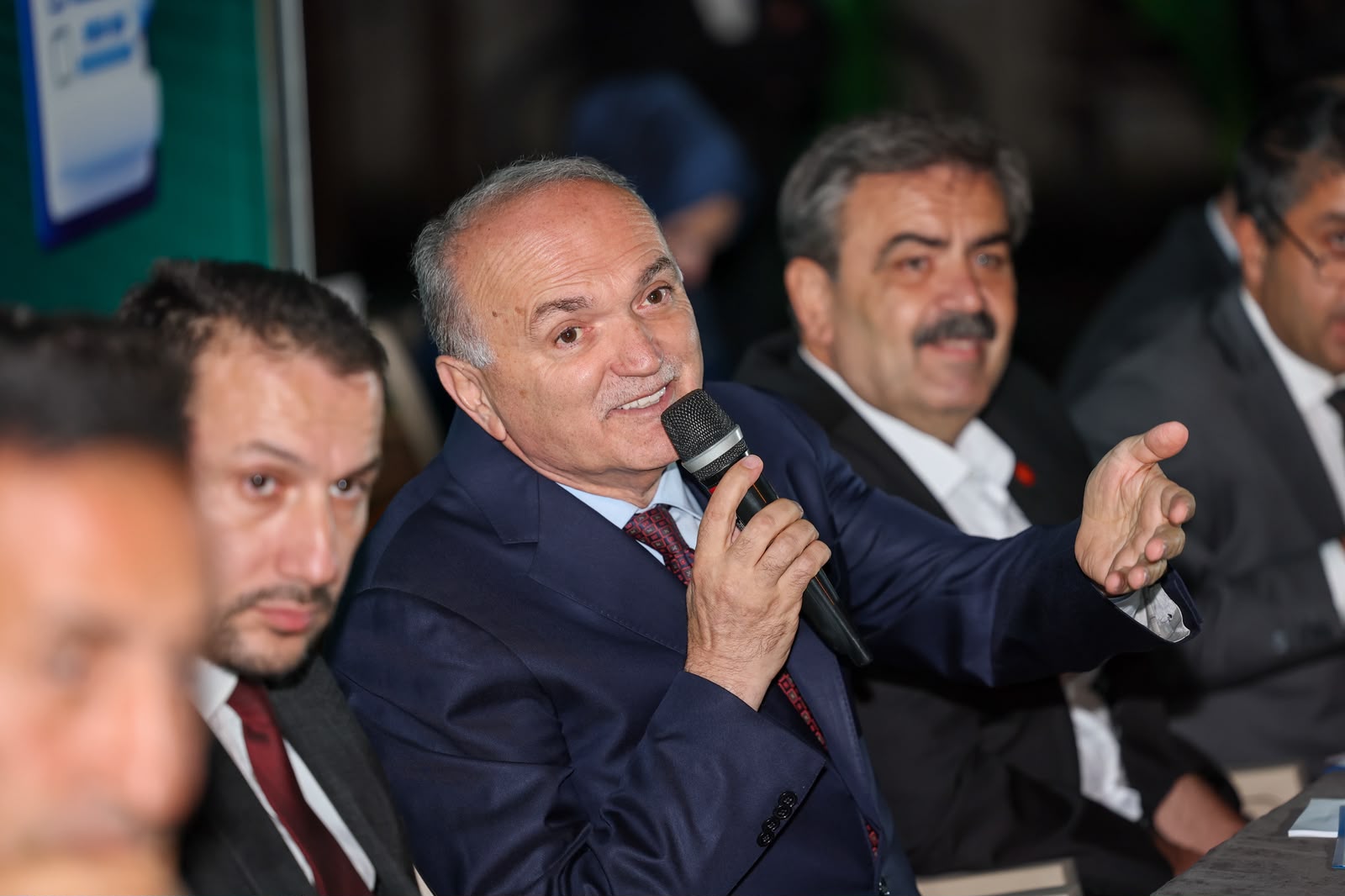 Başkan Özlü Akınlar Mahallesi’nde Vatandaşlarla Buluştu: